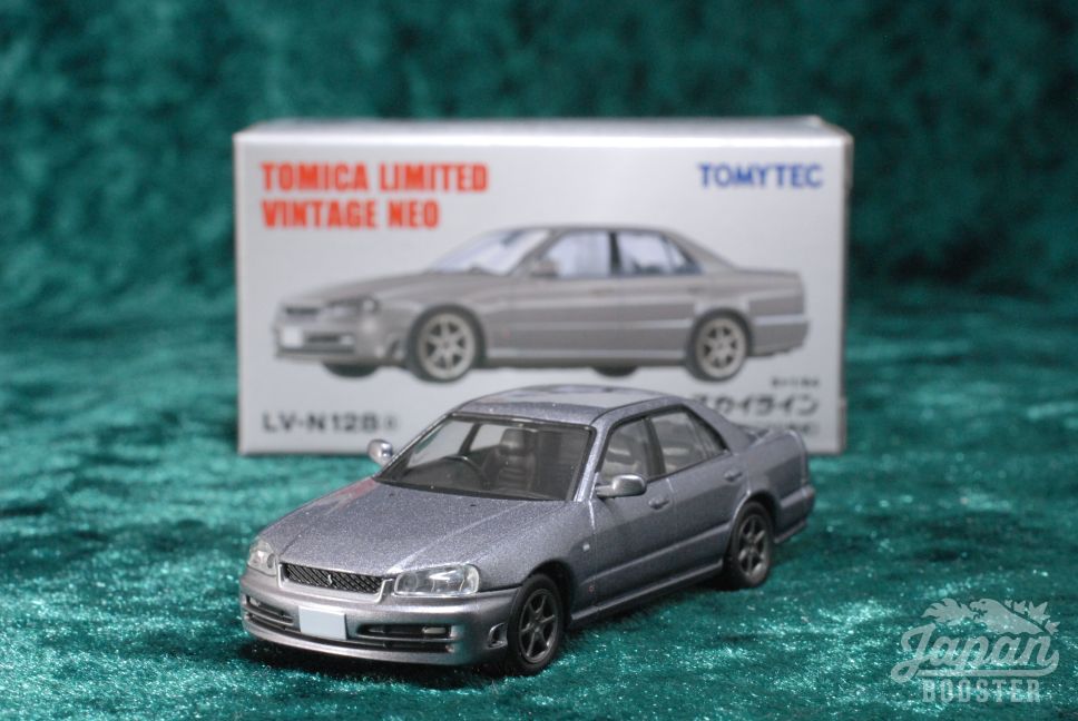Tomica Limited Vintage NEO LV 04 Nissan Skyline GT-R R34 GT POLICE CAR TOMY 1/64